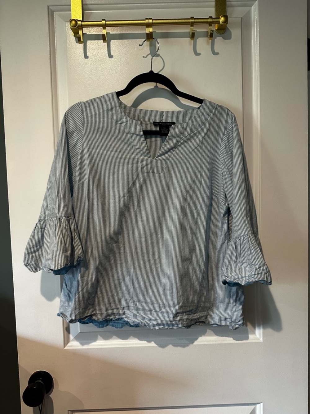 Preswick & Moore 100% cotton striped Blouse with flute sleeve - Petite Medium